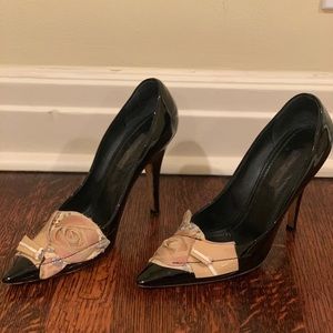 Louis Vuitton pumps